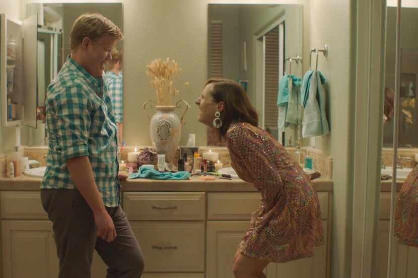 Jesse Plemons and Molly Shannon in "Other People" (Dallas International Film Festival)