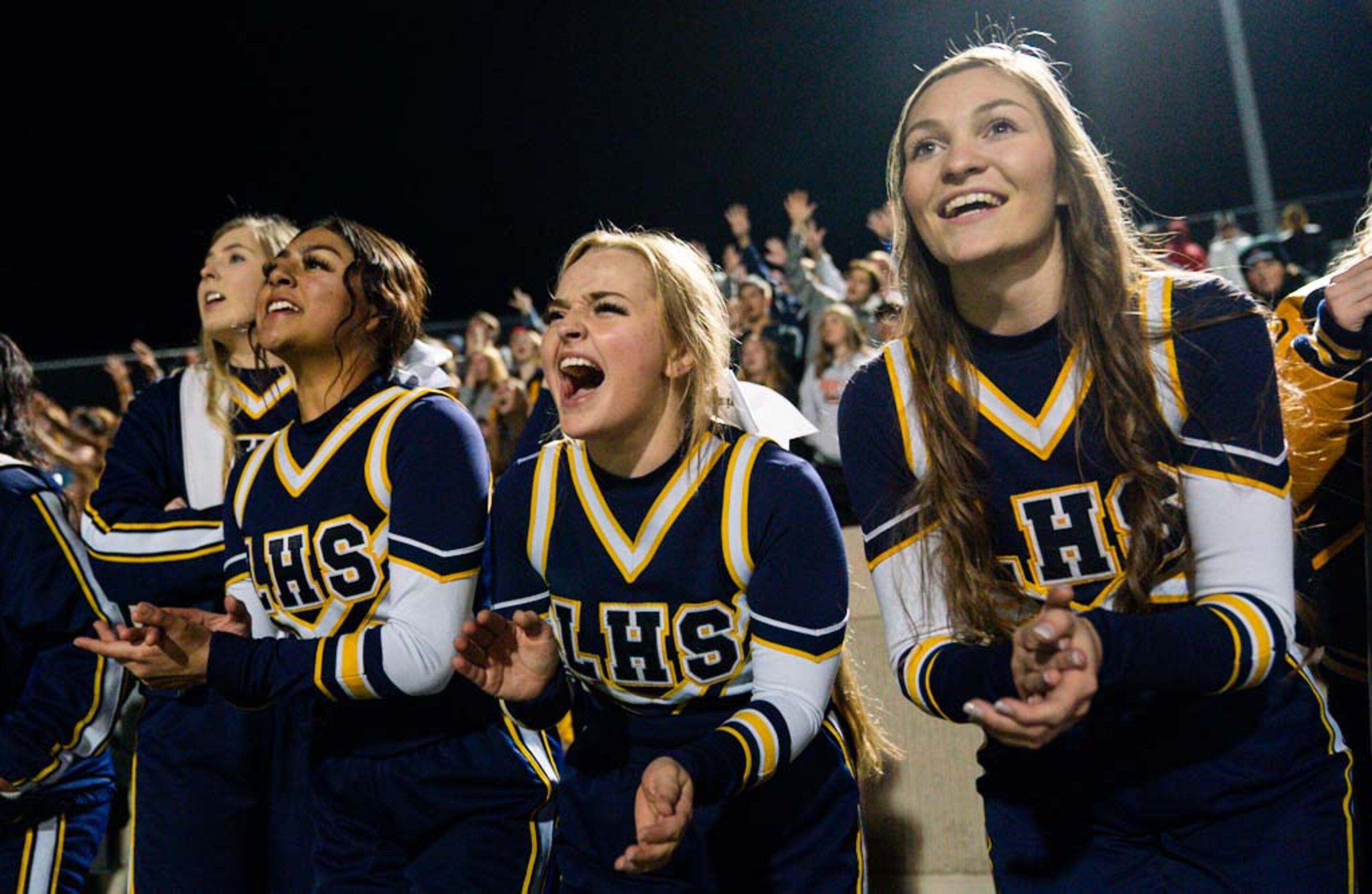 Arlington Lamar cheerleaders cheer during the fourth quarter of a UIL Class 6A Division I...