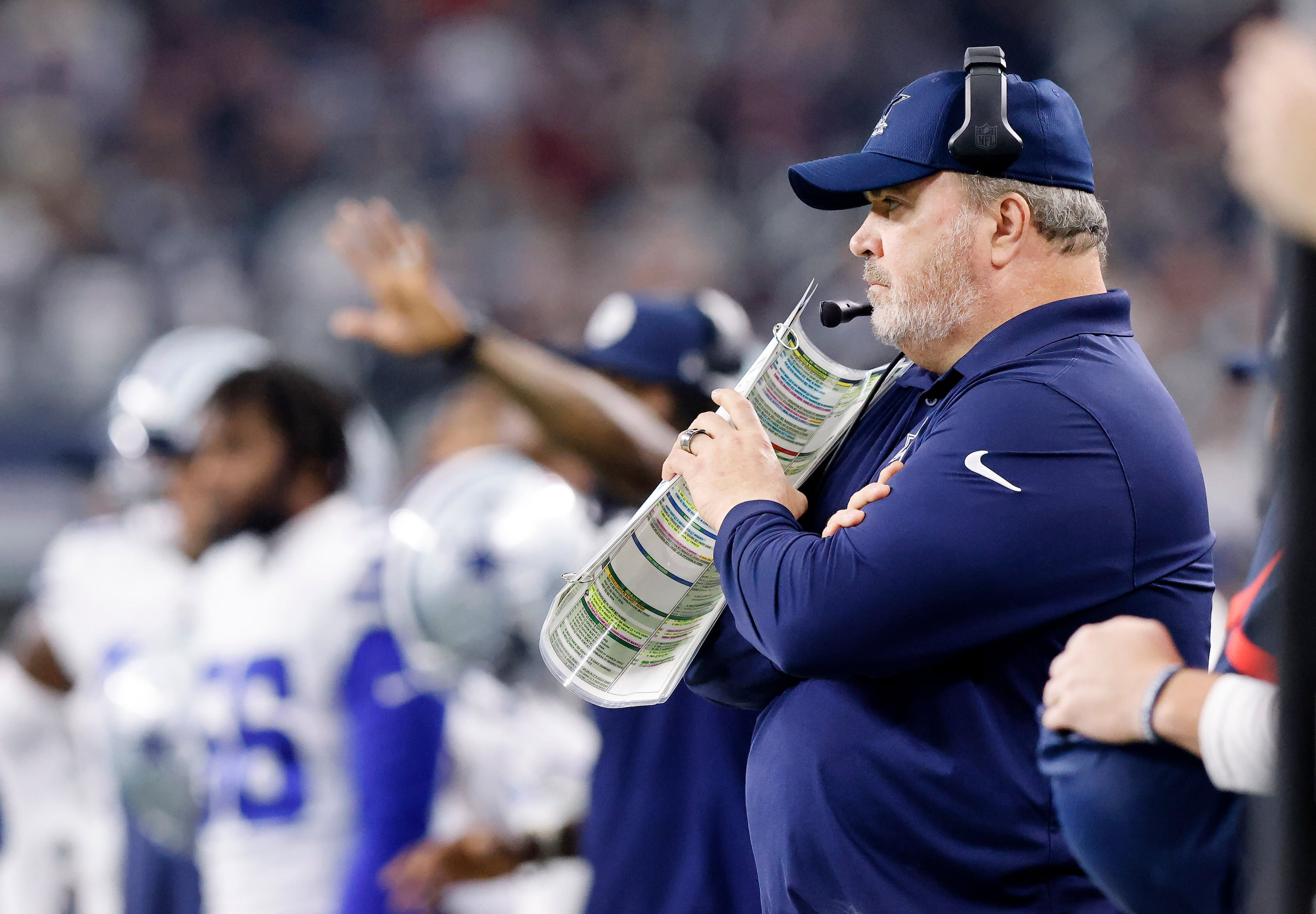 Do the Cowboys Have a Problem?, Weekly Roundtable