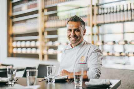Australian chef Johnny Di Francesco founded 400 Gradi.