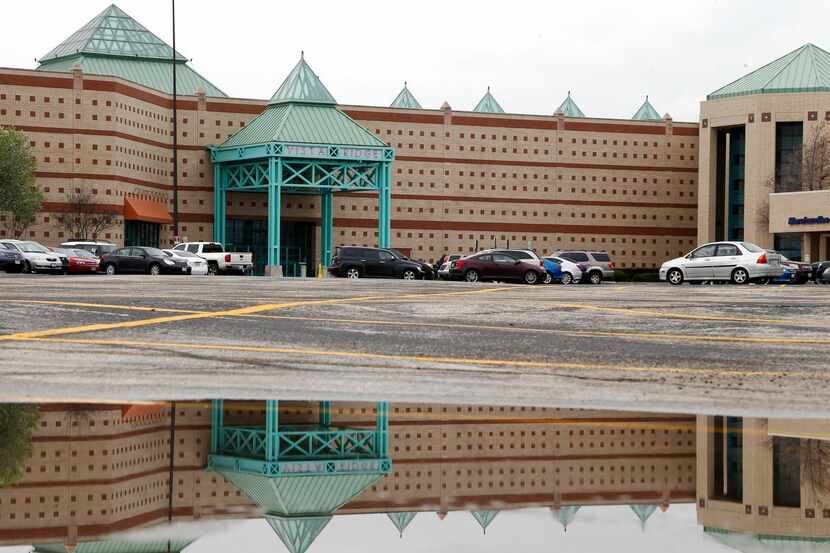 Rouse Properties,  owner of Vista Ridge Mall, is 30 days late paying on its $67.82 million...