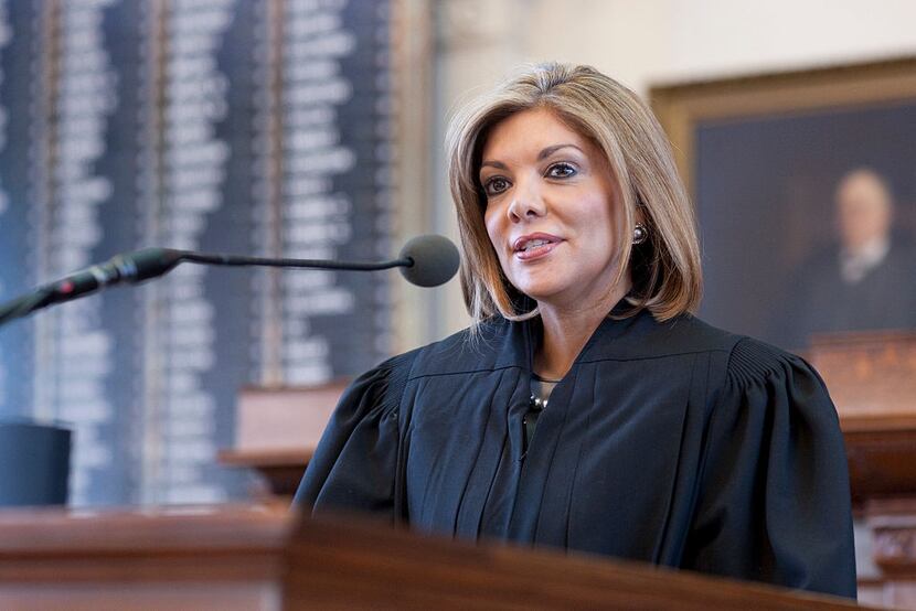 Eva Guzmán fue investida como jueza de la Corte Suprema de Texas en 2010.