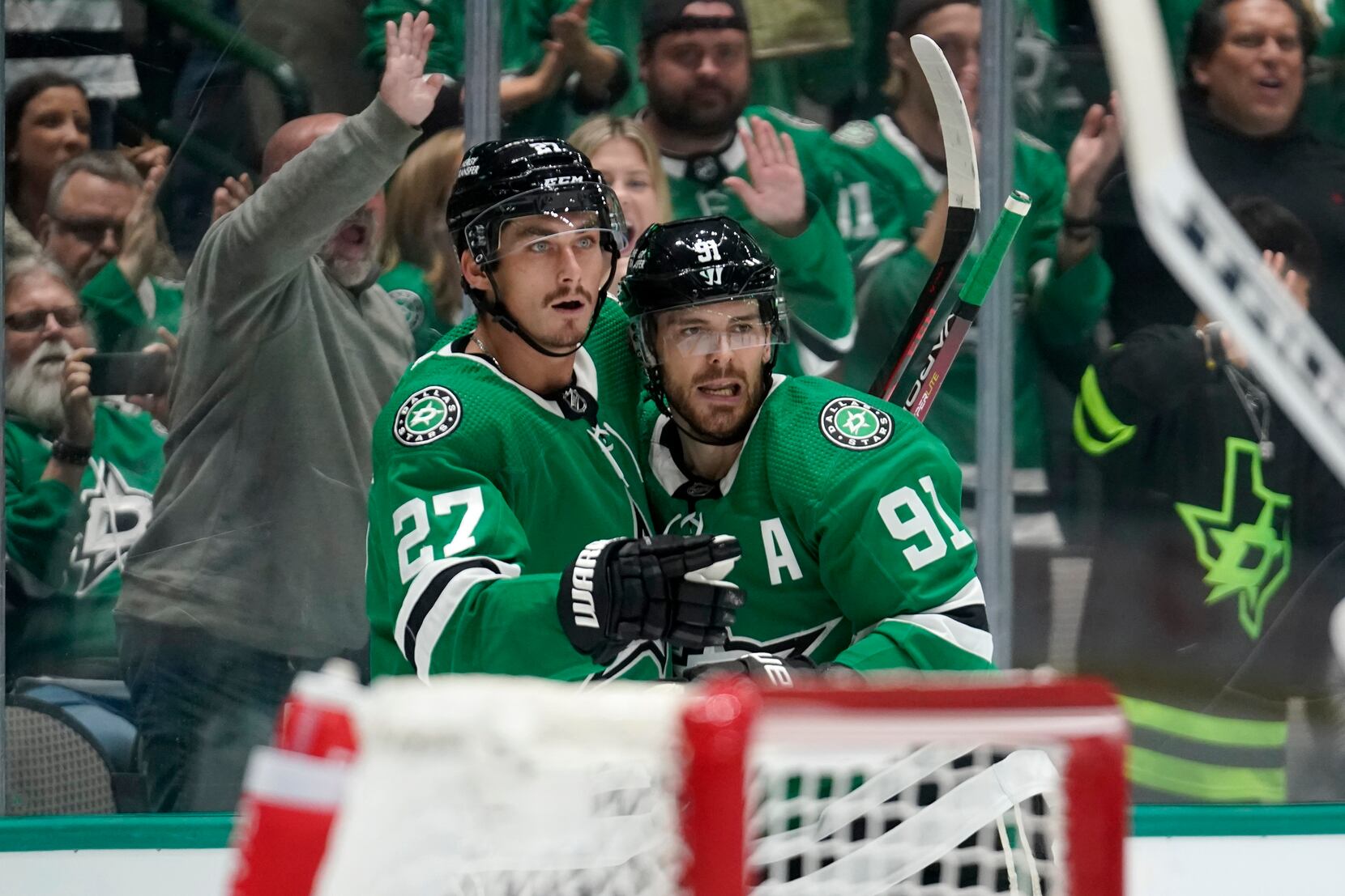 Dallas Stars welcome the Oilers to Dallas for prime time TV game