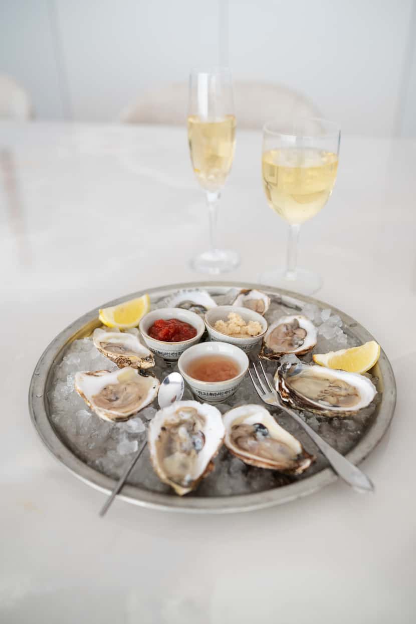 Oysters with Billaud-Simon Chablis 2018 and a brut Champagne