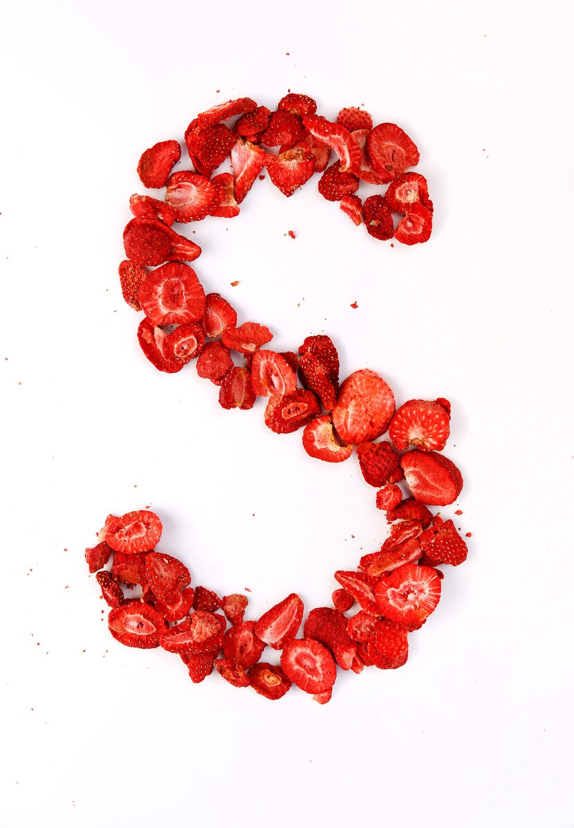 Oven dried strawberry chips 