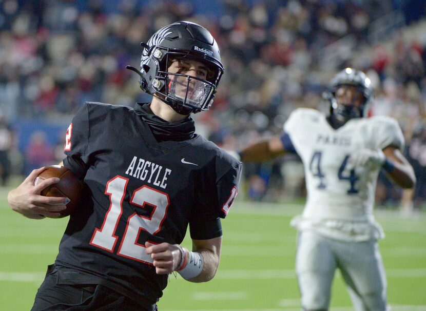 Argyle’s CJ Rogers runs for a touchdown in the second half during a Class 4A Division I...