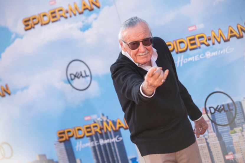 Stan Lee, durante el estreno de una de las cintas de Spider-Man, uno de sus personajes...