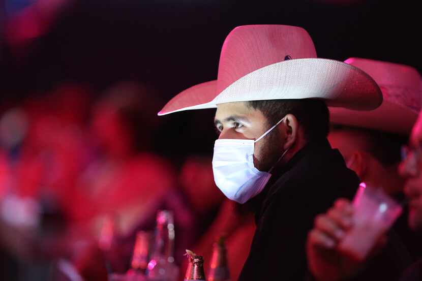 This week the mandatory use of mask covers began in Dallas businesses under a new county...