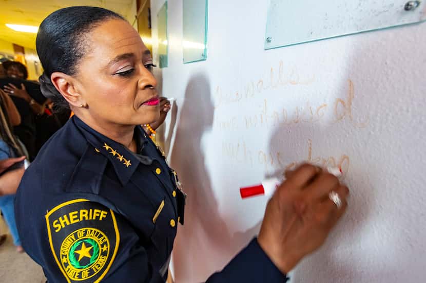 Dallas County Sheriff Marian Brown, a student of Oliver Wendell Holmes Junior High School in...