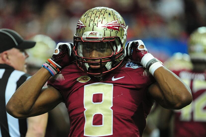 ATLANTA, GA - DECEMBER 31: Jalen Ramsey #8 of the Florida State Seminoles heads off the...