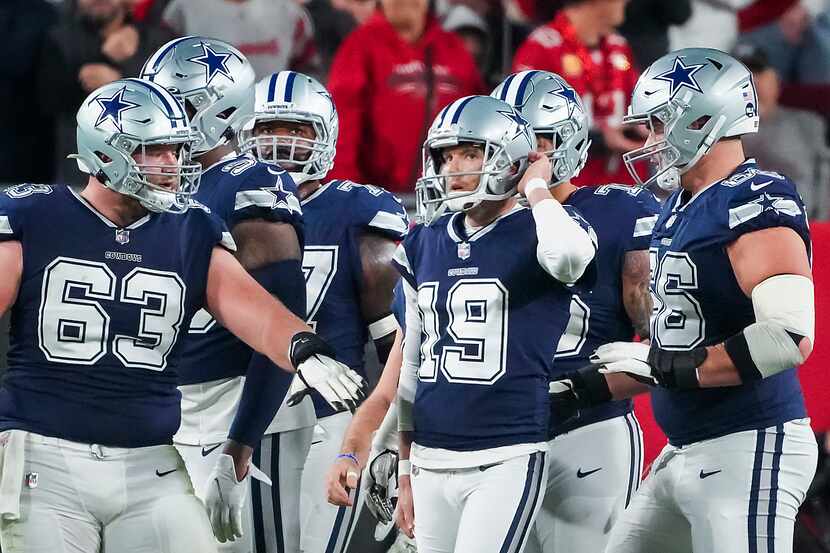 Dallas Cowboys place kicker Brett Maher reacts after missing a point after try during the...