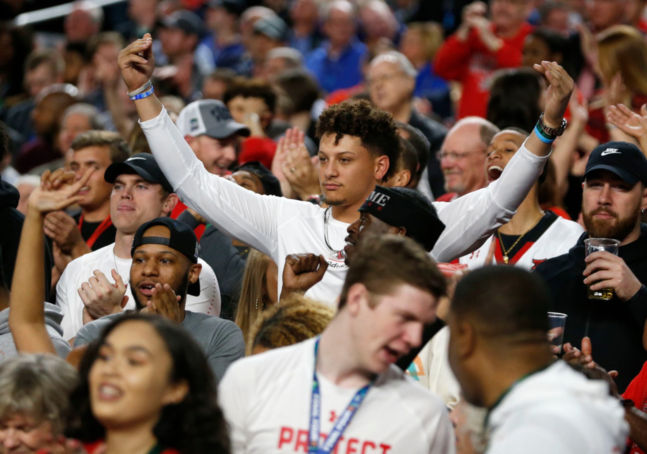 Patrick Mahomes Made 80-Yard Throw at Pro Day That Scouts Applauded