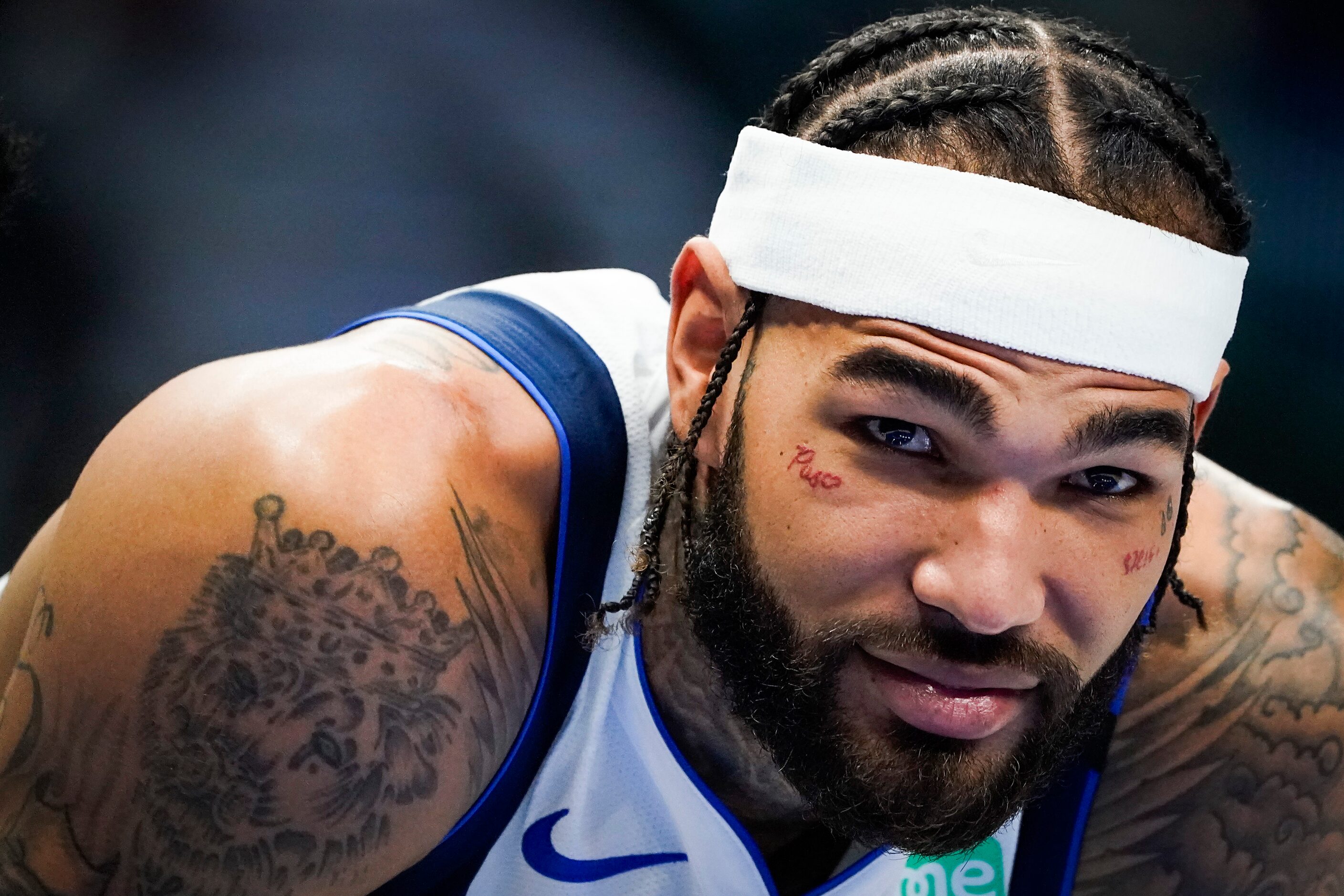 Dallas Mavericks center Willie Cauley-Stein prepares for a Memphis Grizzlies free throw...