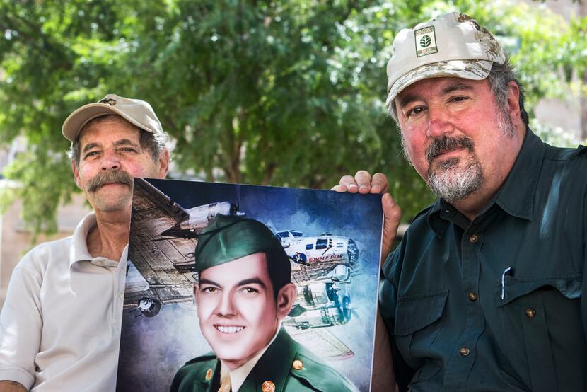 U.S. Marine Corps veteran Ronnie Foster (left) and U.S. Air Force veteran Colin Kimball are...