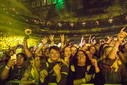 Twenty One Pilots' fans are know as the "skeleton clique," and they sold out the American...
