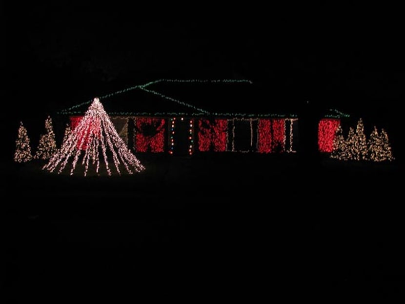 1620 Stroud Lane, Mesquite: 25,000 lights, synchronized to music. Tune your radio to 95.7fm...