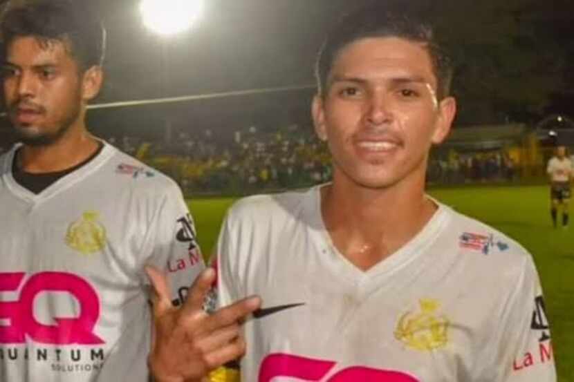 El futbolista costarricense Jesús Alberto López murió tras ser atacado por un cocodrilo. El...