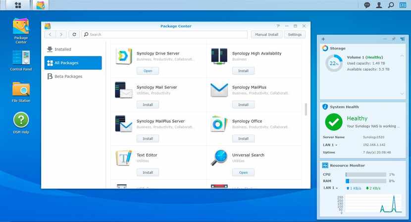 The Synology Disk Station operating system is accessed through a browser.