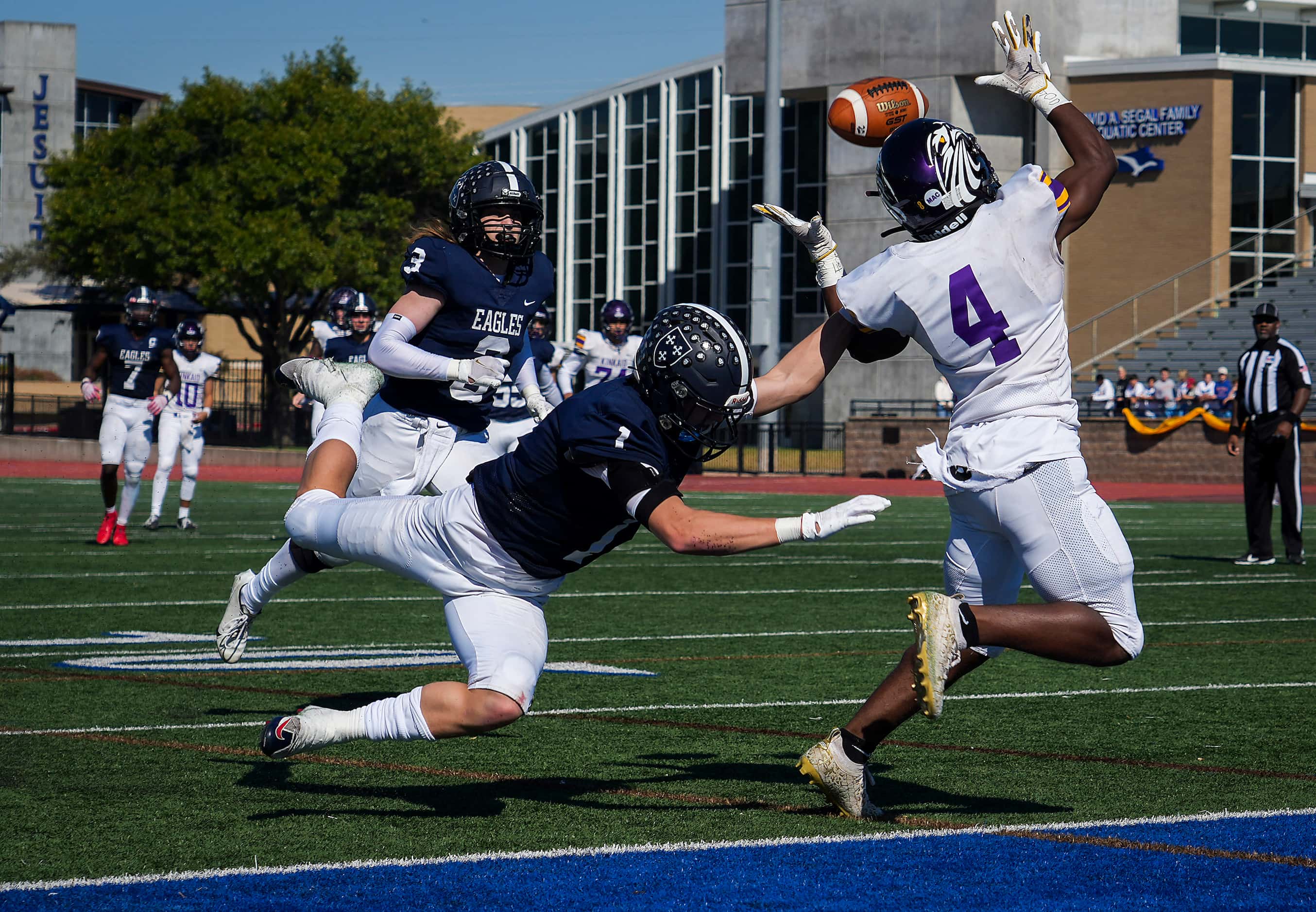 Houston Kinkaid wide receiver Cameron Henry (4) catches a touchdown pass as Episcopal School...