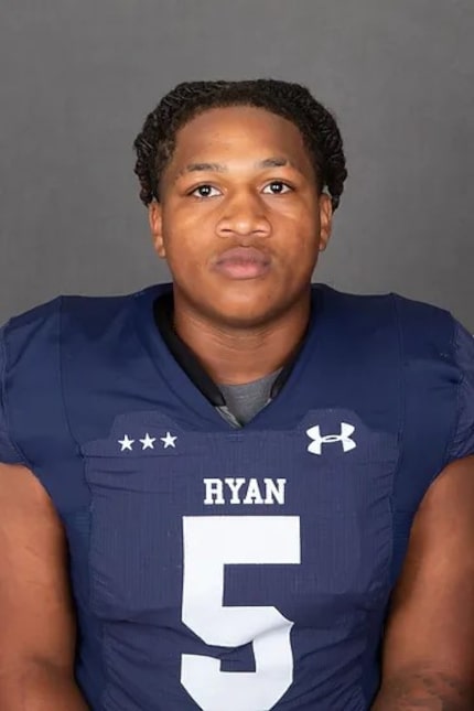 Denton Ryan DE Uzziah Warmate (Courtesy Denton Ryan football)