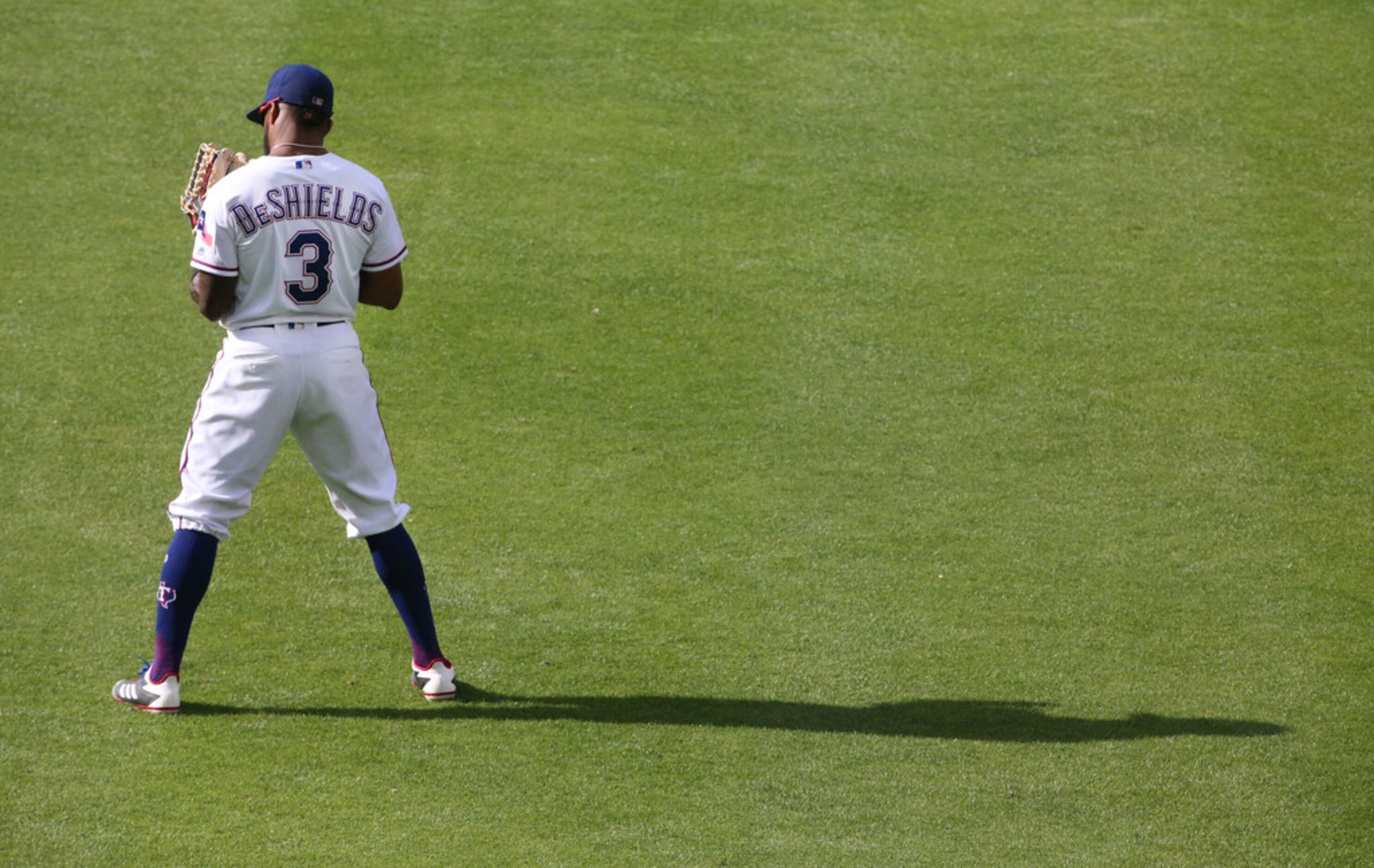 Rangers' ironman Marcus Semien and a pre-ALCS balancing act between family  and baseball