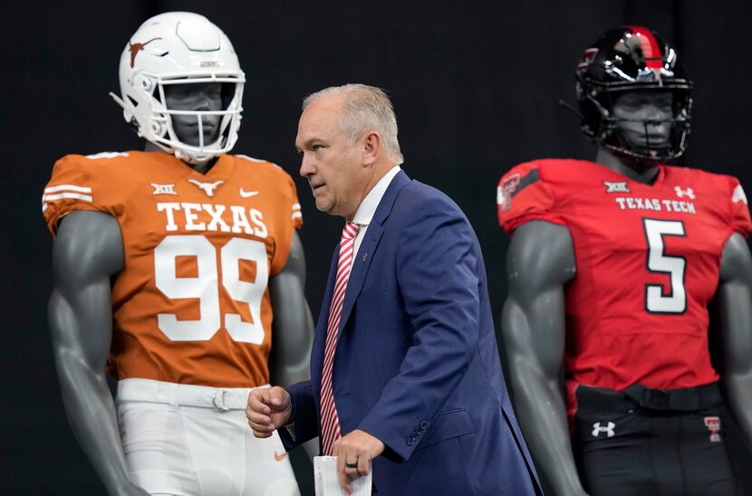 Texas Tech head coach Joey McGuire arrivers to speak to reporters at the NCAA college...