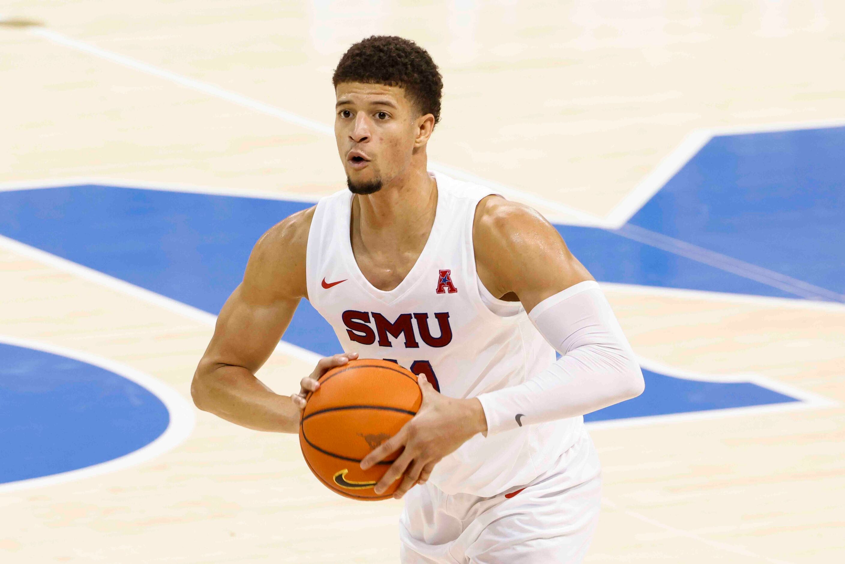 Southern Methodist forward Samuell Williamson (11) against Texas A&M-Comm during the second...