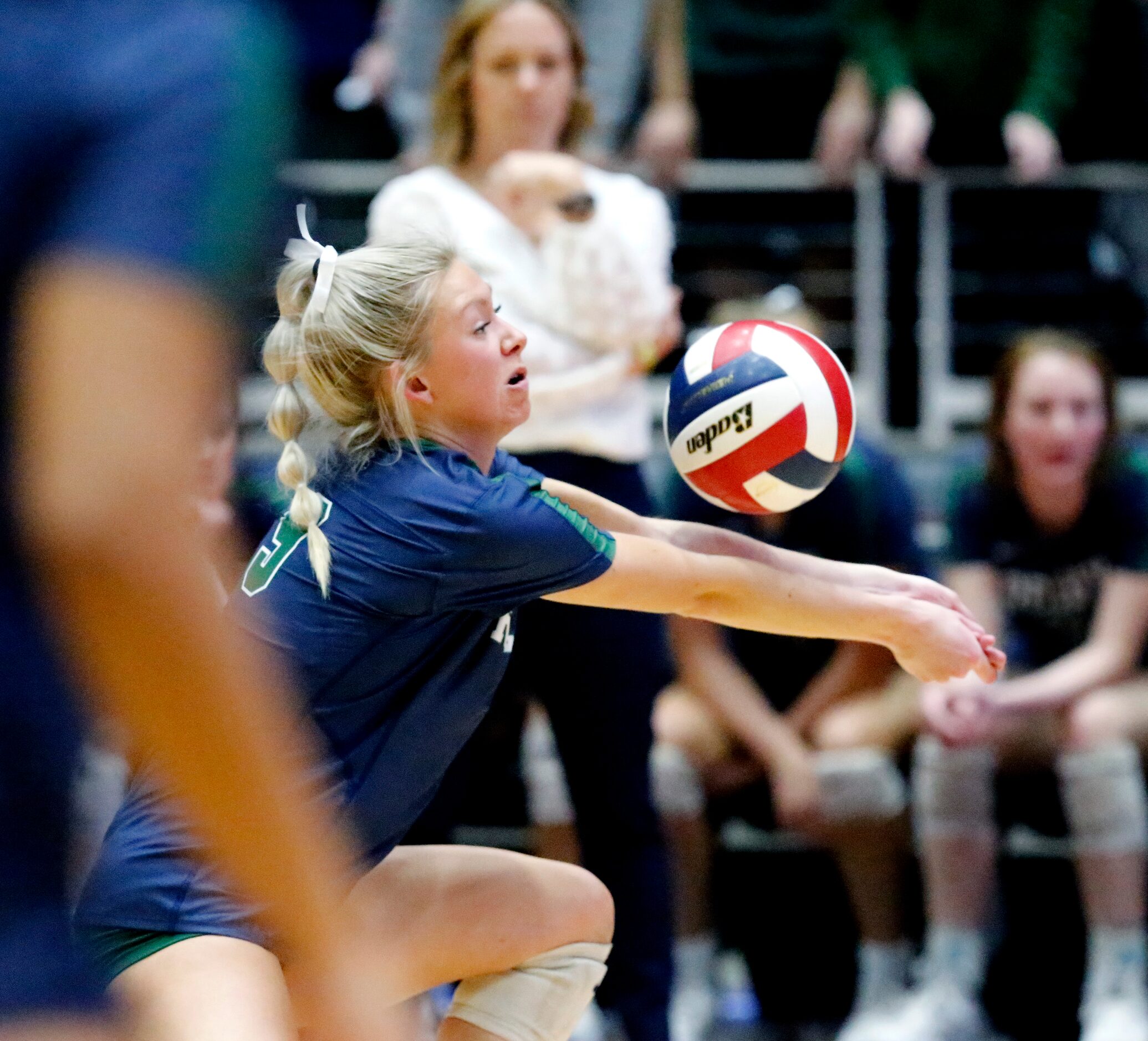 Reedy High School's Gracie Cagle (9) makes a pass during game three as Colleyville Heritage...