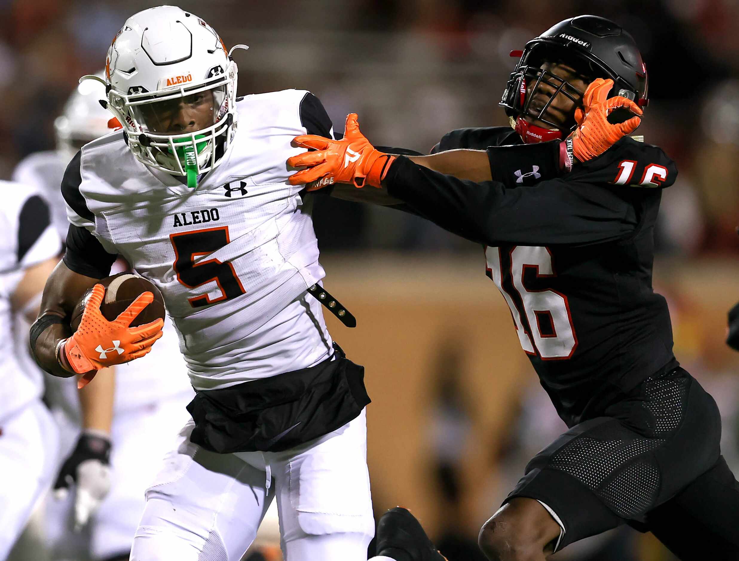 Aledo running back Ryan Williams (5) breaks free from Frisco Liberty cornerback Cameron...