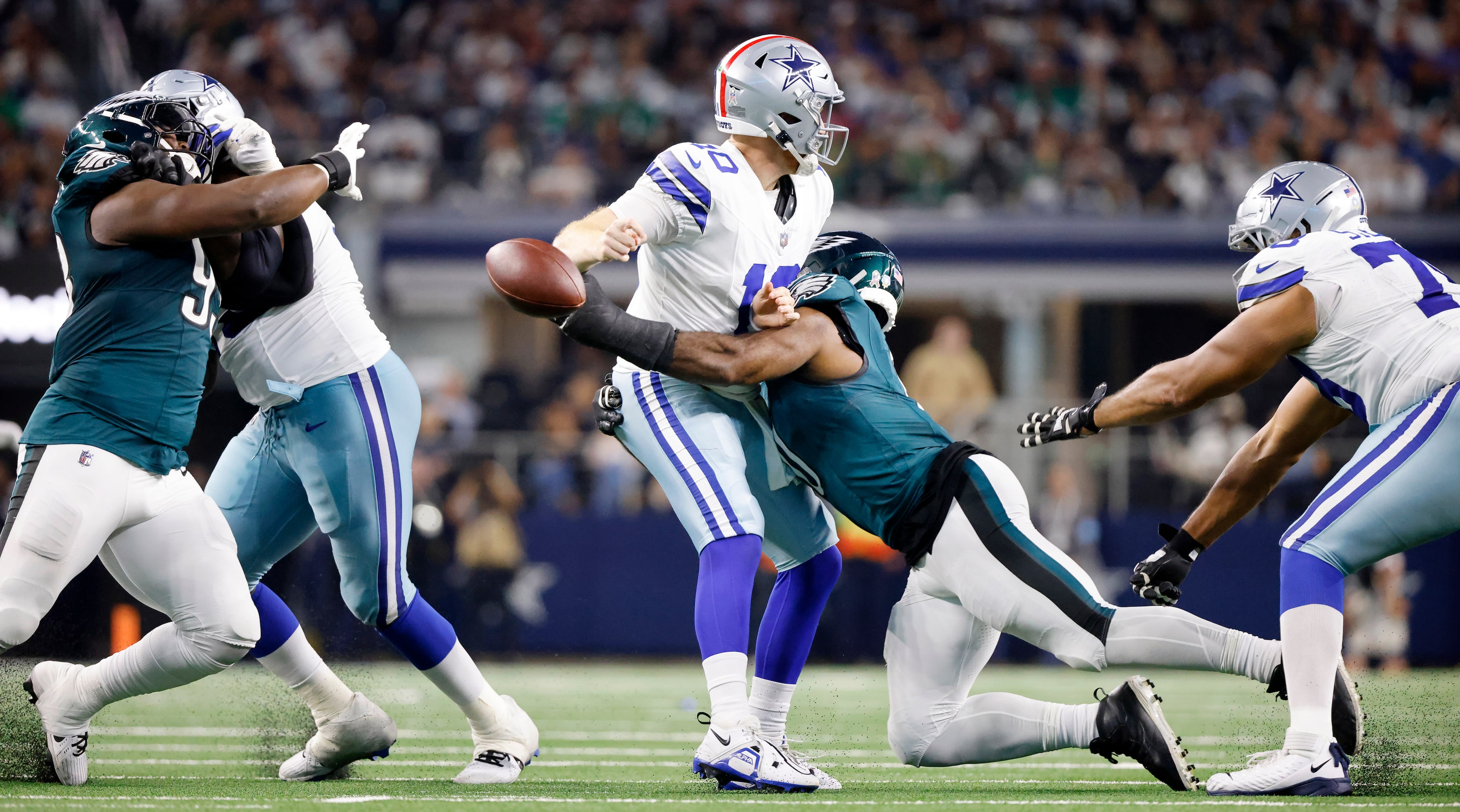 Philadelphia Eagles defensive end Bryce Huff (0) forces Dallas Cowboys quarterback Cooper...