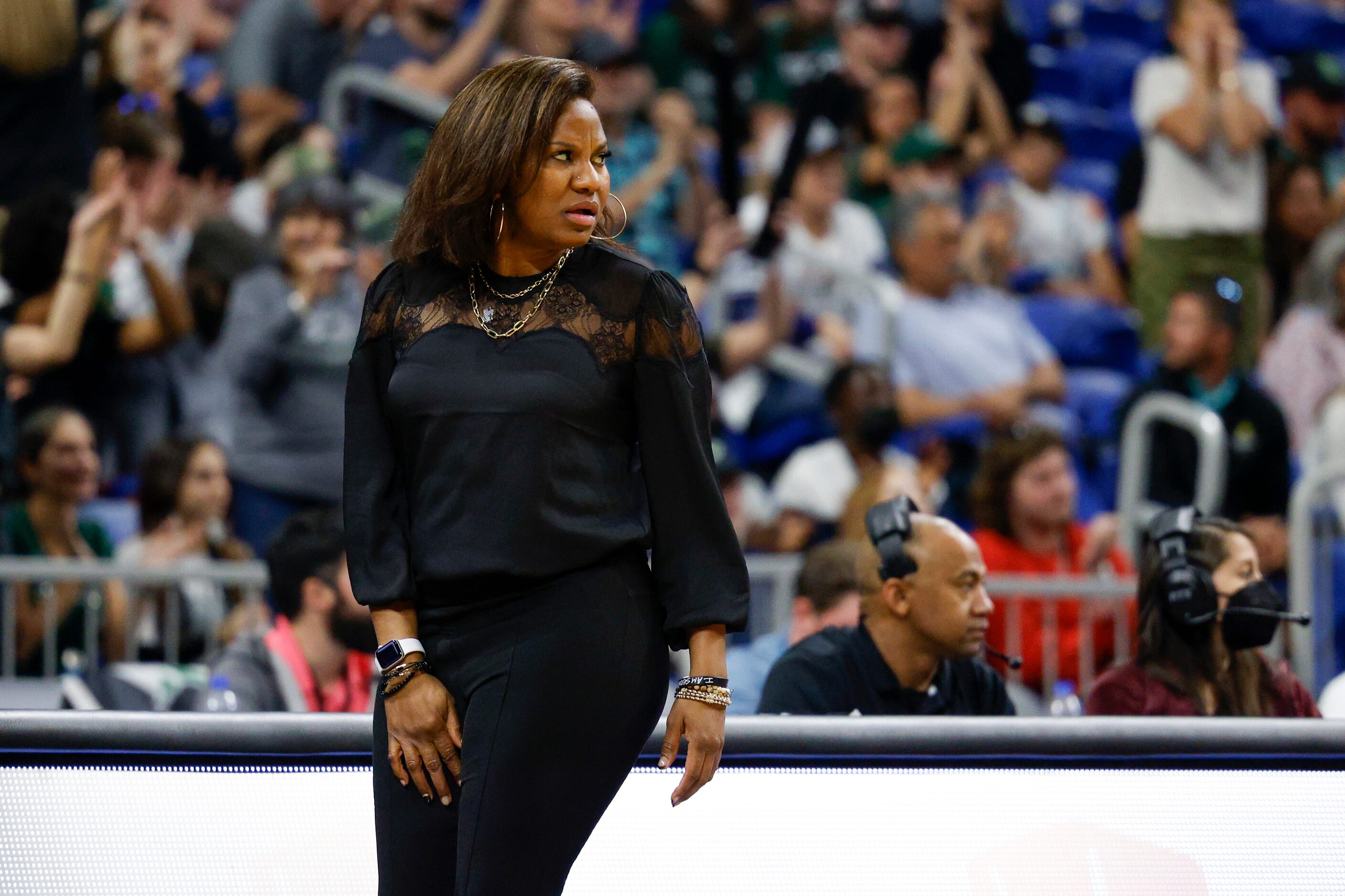 Frisco Memorial head coach Rochelle Vaughn watches on during the fourth quarter of the Class...