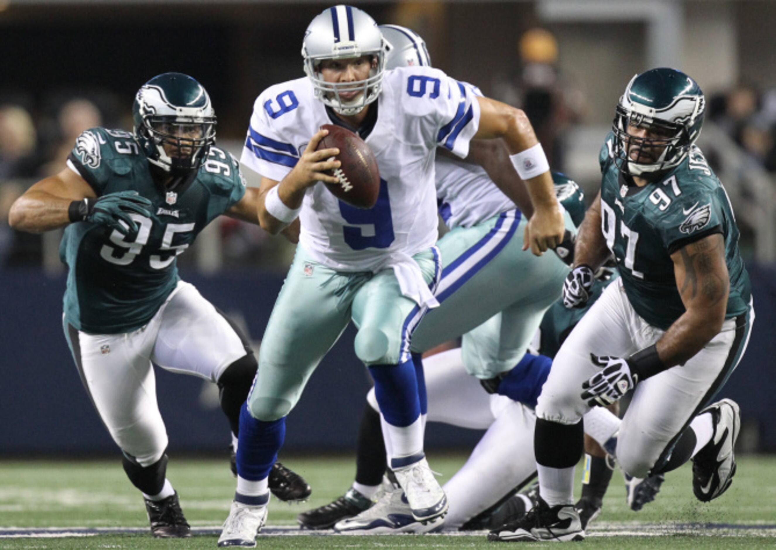 Dallas Cowboys Quarterback Tony Romo Reportedly Being Pursued By