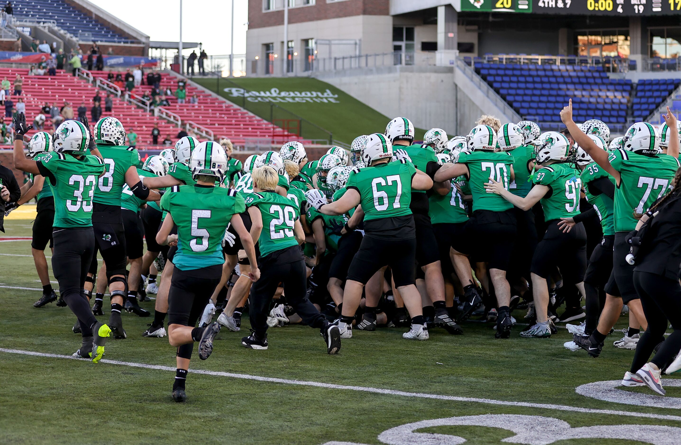 The Southlake Carroll Dragons defeat Longview, 20-17 in a Class 6A Division II state...