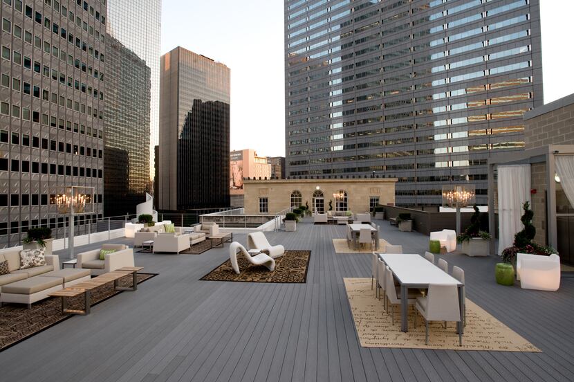 The rooftop patio at the 400 North Ervay apartment complex on top of the old post office.