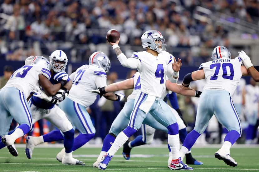 Dallas Cowboys quarterback Dak Prescott (4) throws a pass during the first quarter against...