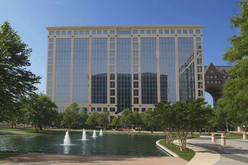 Tenet Healthcare is moving its headquarters from downtown Dallas to the International Plaza...