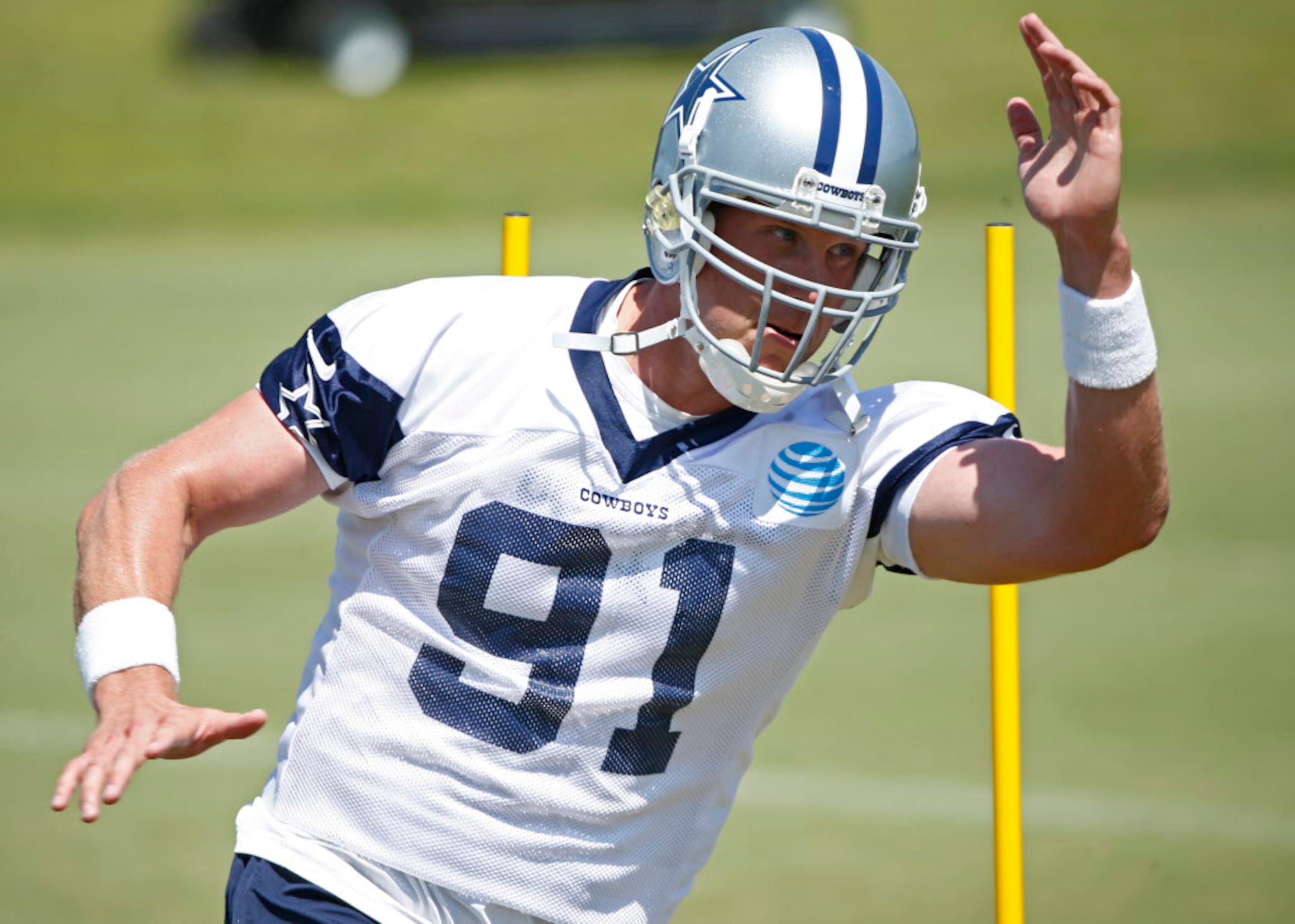 Cowboys long snapper L.P. LaDouceur reveals strange training