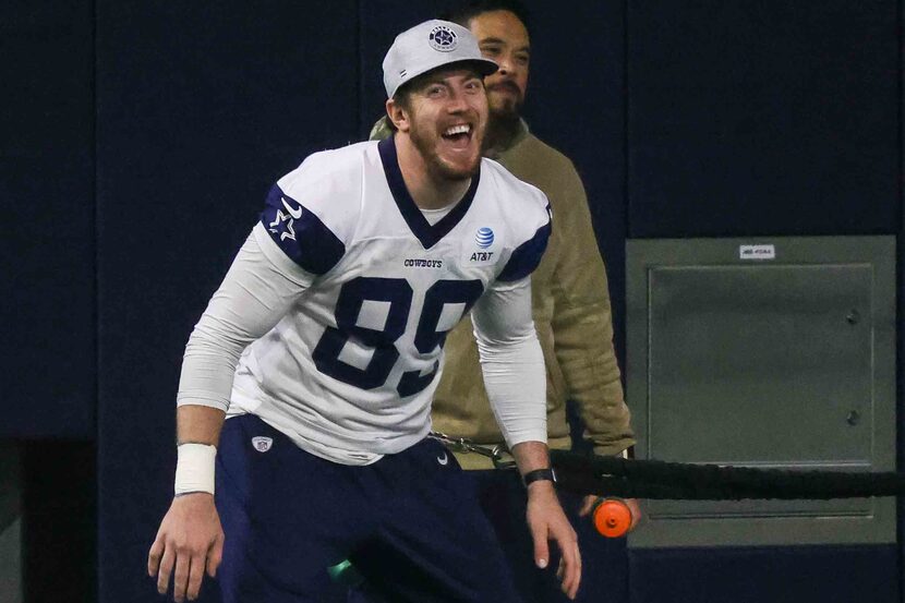 TE Blake Jarwin, 89, during the Cowboys' full-squad offseason workouts at The Star in Frisco...