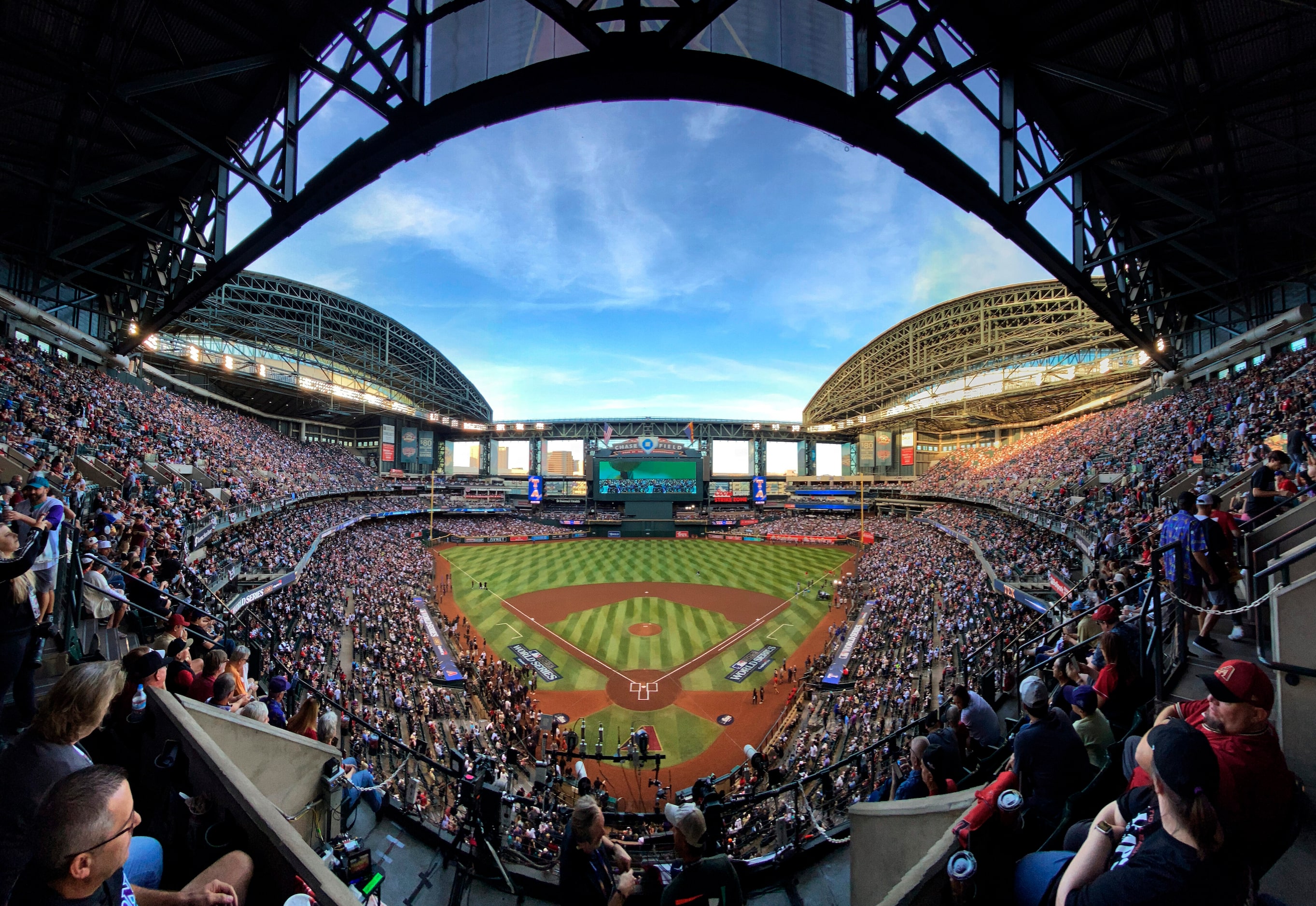 The Texas Rangers faced the Arizona Diamondbacks in Game 5 of the World Series at Chase...