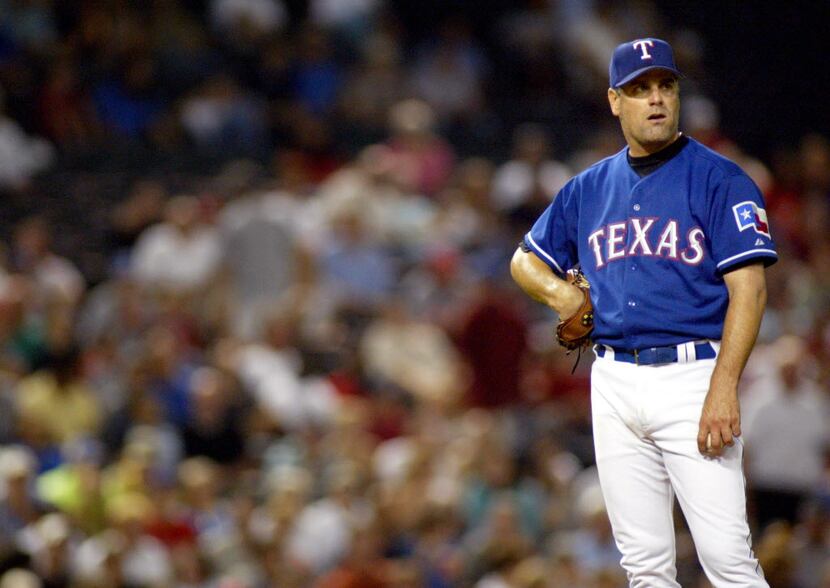 ORG XMIT: *S1875929F* ( Shot Monday, Sept. 27, 2004 )   Texas Rangers starting pitcher Kenny...