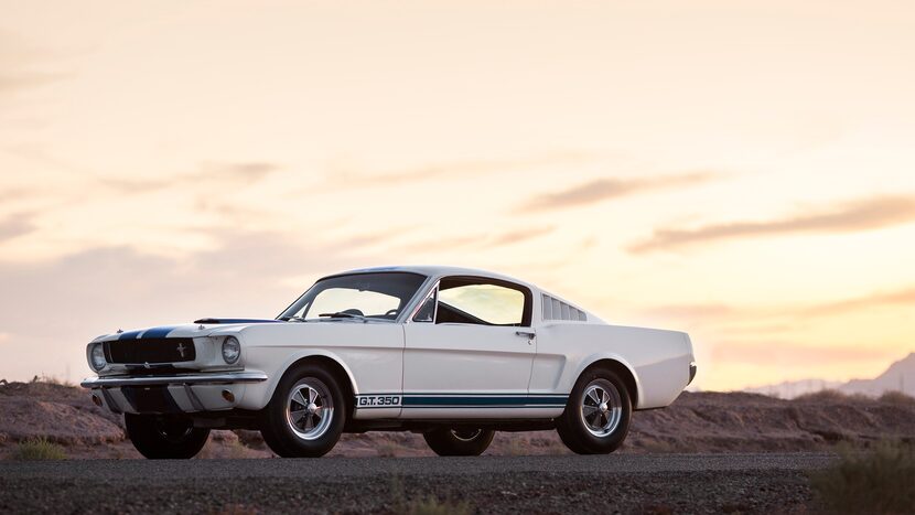 1965 SHELBY GT350 FASTBACK. Precio estimado: $450,000 – $500,000.