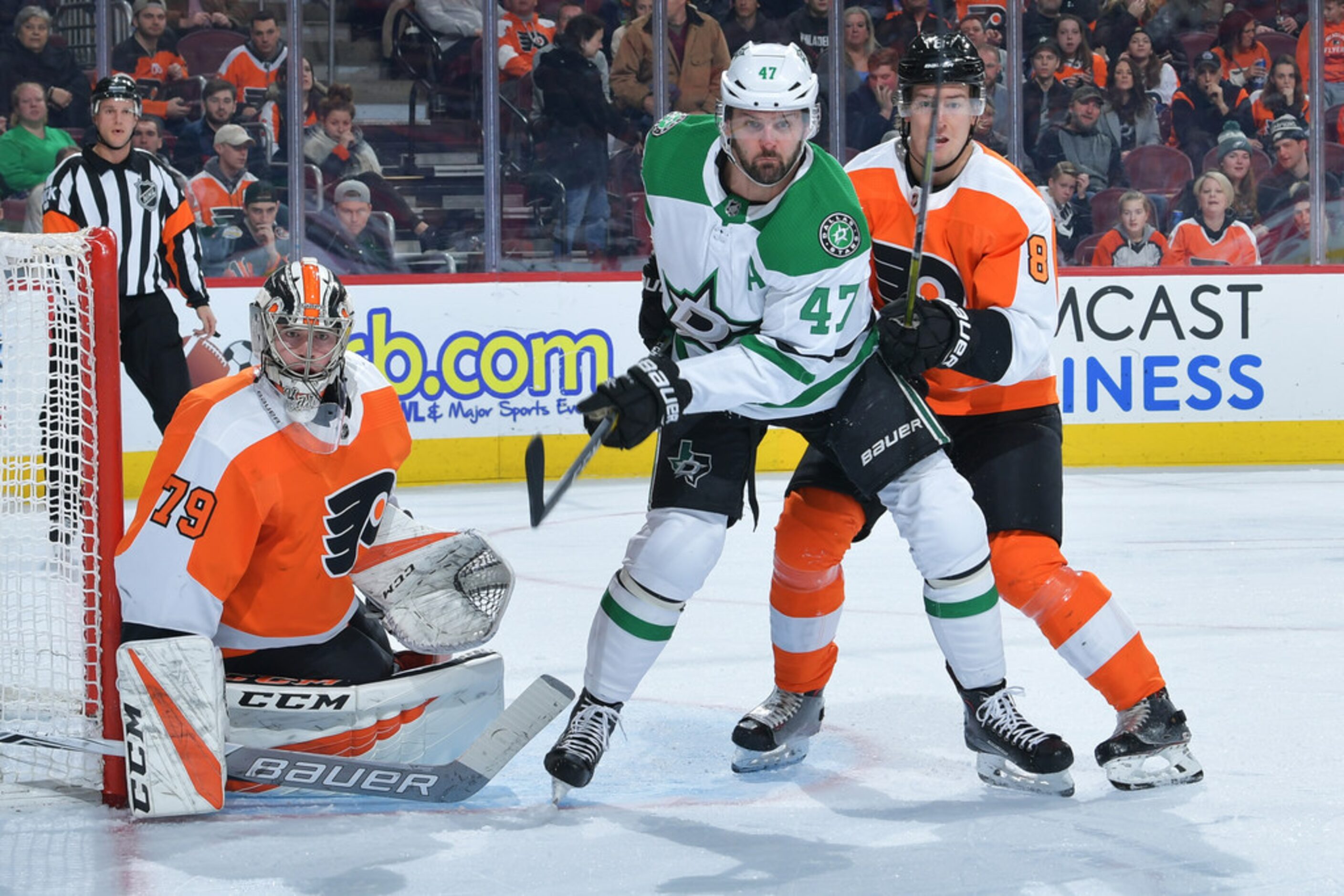 PHILADELPHIA, PENNSYLVANIA - JANUARY 10: Alexander Radulov #47 of the Dallas Stars battles...