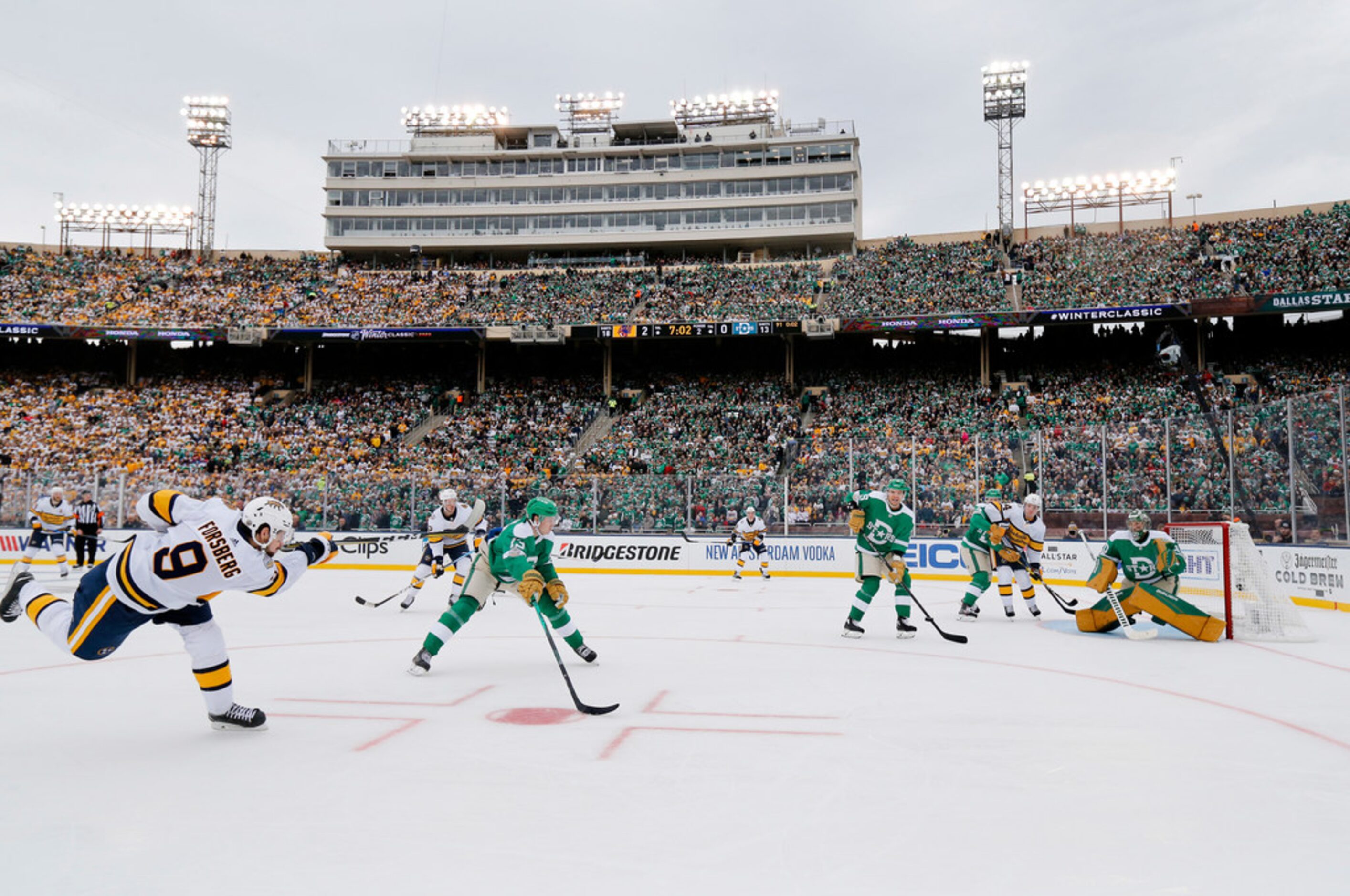 Nashville Predators left wing Filip Forsberg (9) takes a slap shot on Dallas Stars...