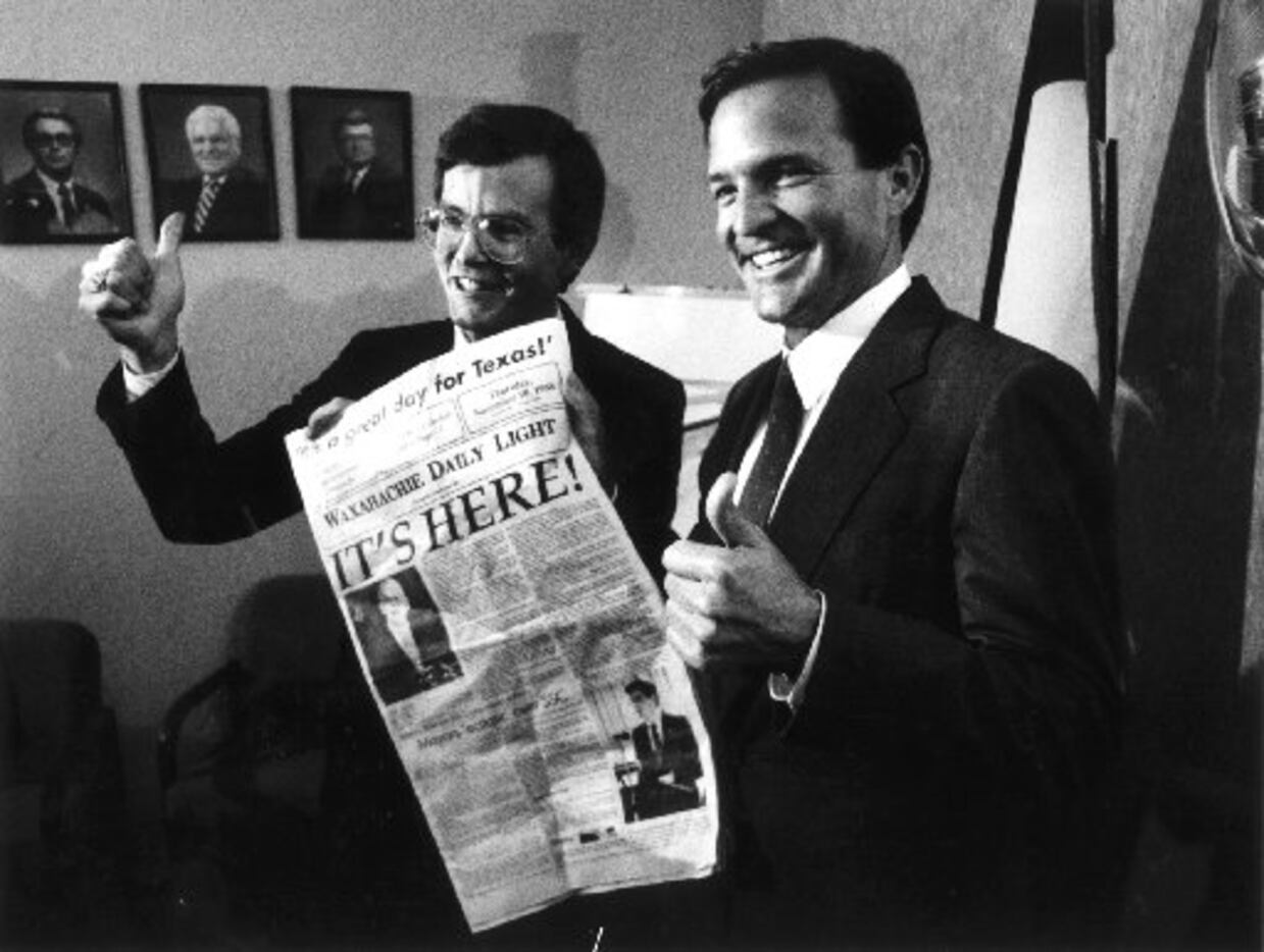 In this 1988 file photo, U.S. Rep. Joe Barton (left) poses with then-state Sen. Chet Edwards.