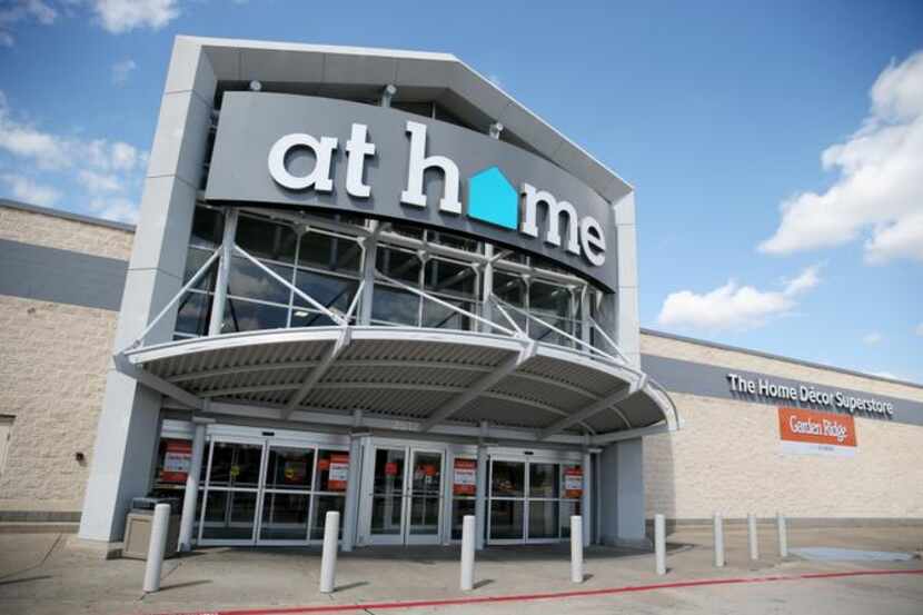 
The Lewisville Garden Ridge was the first D-FW area conversion, becoming an At Home store...