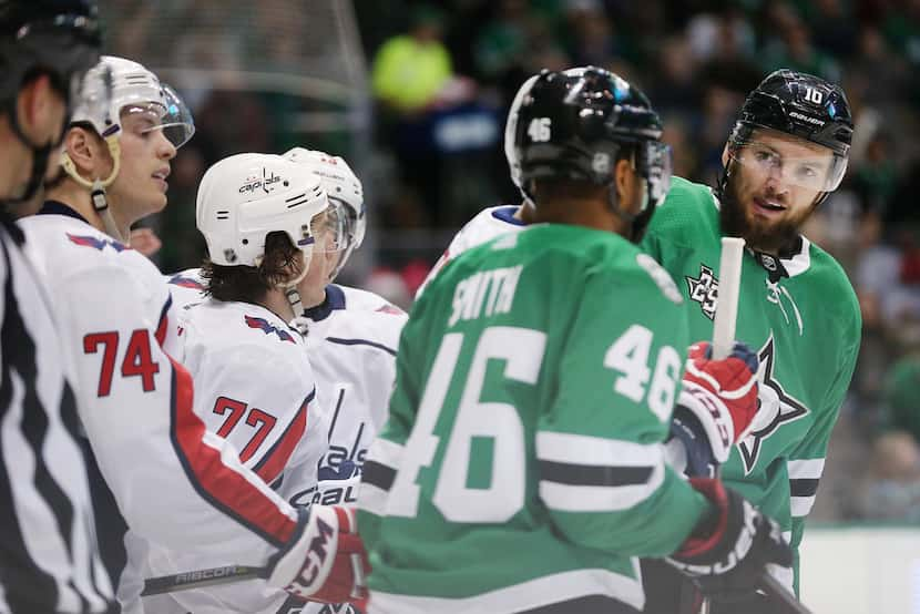 Dallas Stars center Martin Hanzal (10) looks over at center Gemel Smith (46) in the third...