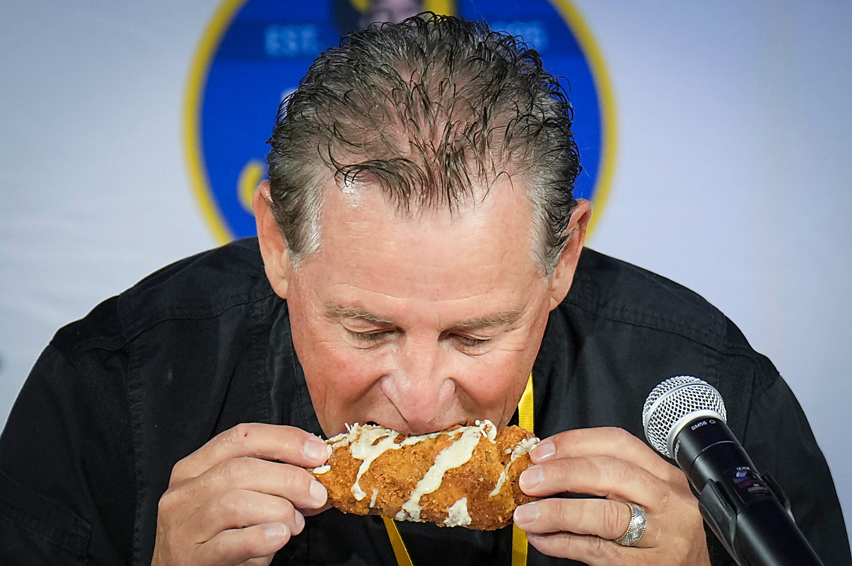 Judge Richard Chamberlain, chef-owner of Chamberlain’s Steak and Chop House, samples Turkey...