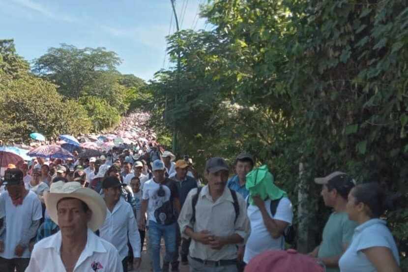 Pobladores de Chicomuselo, Chiapas, denunciaron que al menos 20 personas murieron el jueves...