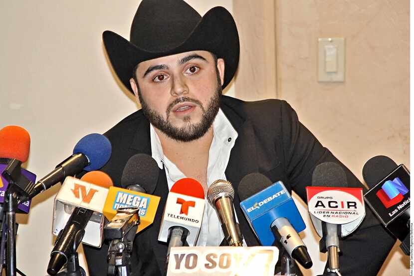 Gerardo Ortiz se reunió  con la prensa en Culiacán por siete minutos para decir que “Fuiste...