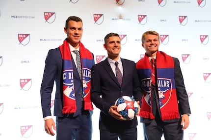 FC Dallas head coach Luchi Gonzalez with FC Dallas' two 2019 SuperDraft picks Callum...